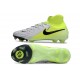 Nike Phantom Luna 2 Elite FG Plateado metalizado Negro Voltio