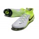 Nike Phantom Luna 2 Elite FG Plateado metalizado Negro Voltio