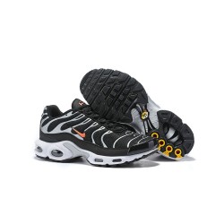 Zapatillas para Hombres Nike Air Max Plus TN - Negro Gris