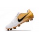 Bota de Fútbol Nike Phantom Venom Elite FG -Oro Blanco Negro